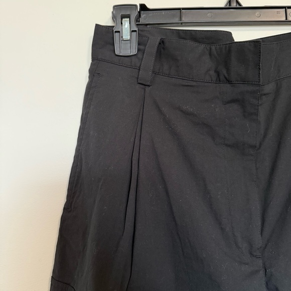 COS Utility Barrel-leg Cargo Trousers Black 6 - Picture 4 of 13